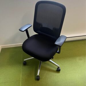 Ergonomic office chair